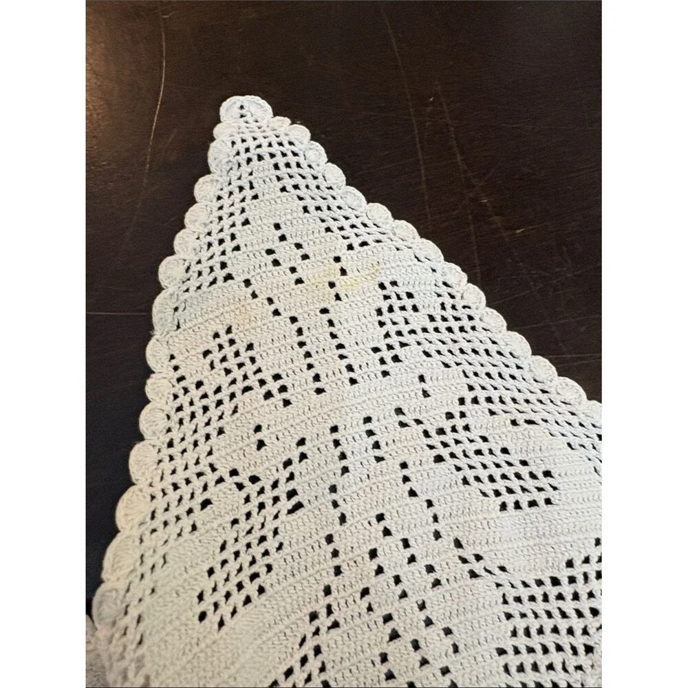 Vintage White Lace Star Crochet Table Topper 40”